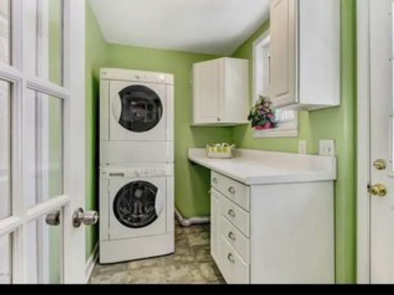 2164 Huntsford Rd — Photo 16
