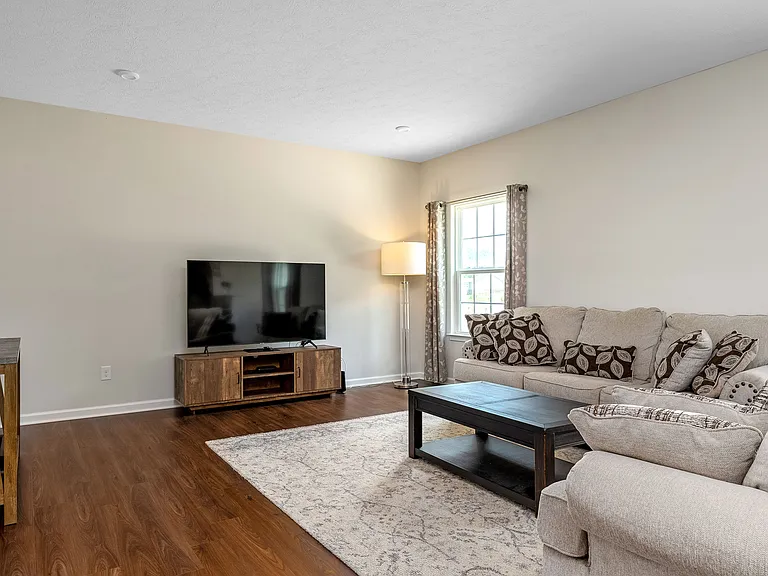 111 Pinevalley Dr — Photo 10