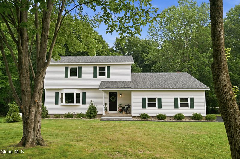 2nd image of 42 Gretel Terrace