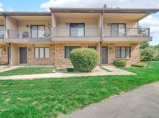 904 Jordan Cir, Schererville, IN 46375