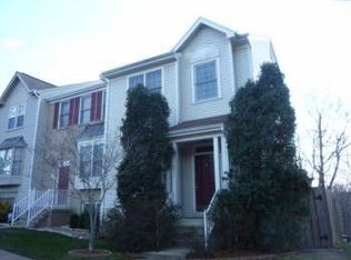 6959 Compton Ln, Centreville, VA 20121