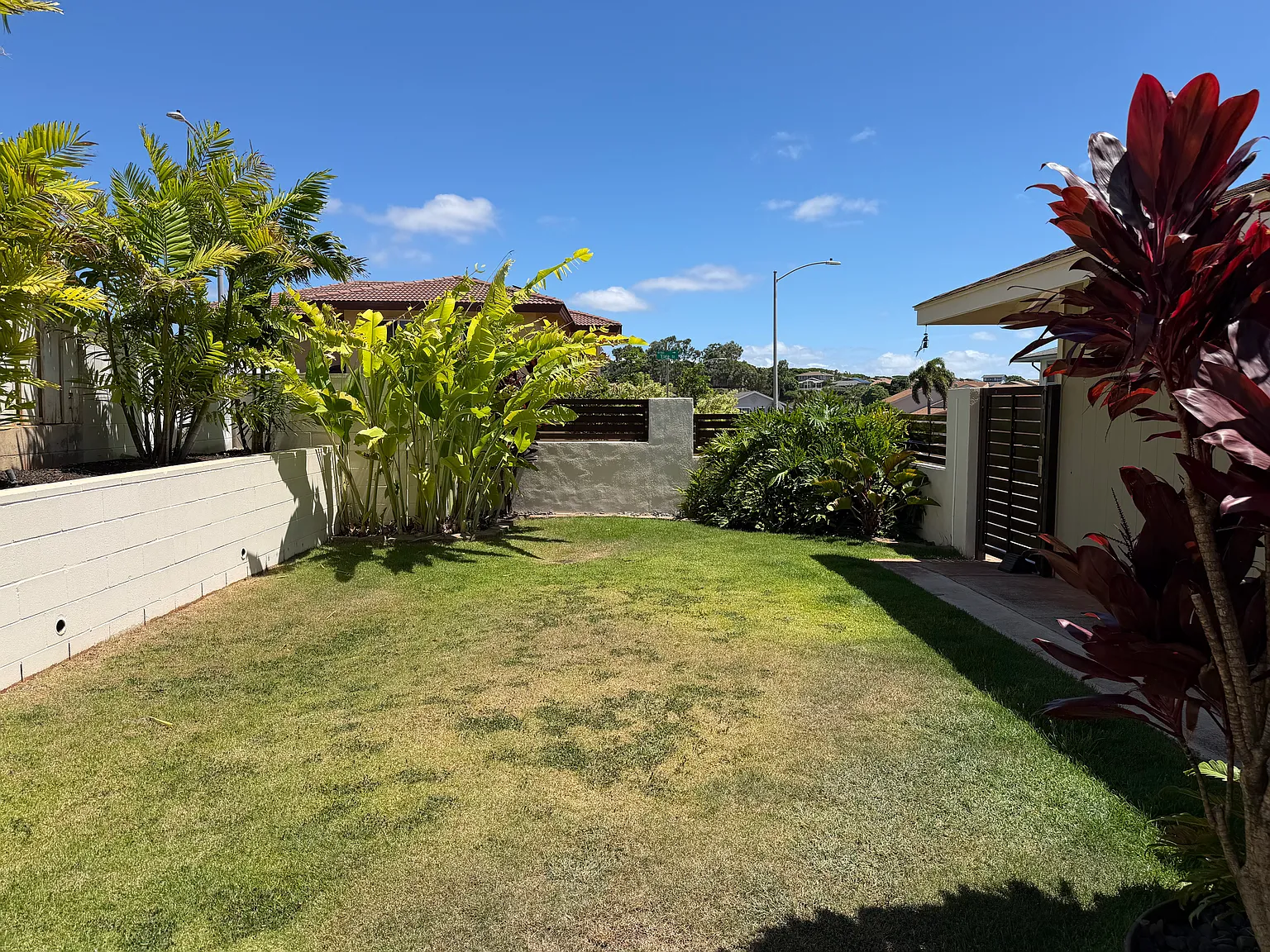 3 bed, 1432 sqft, $3,800 — Photo 3