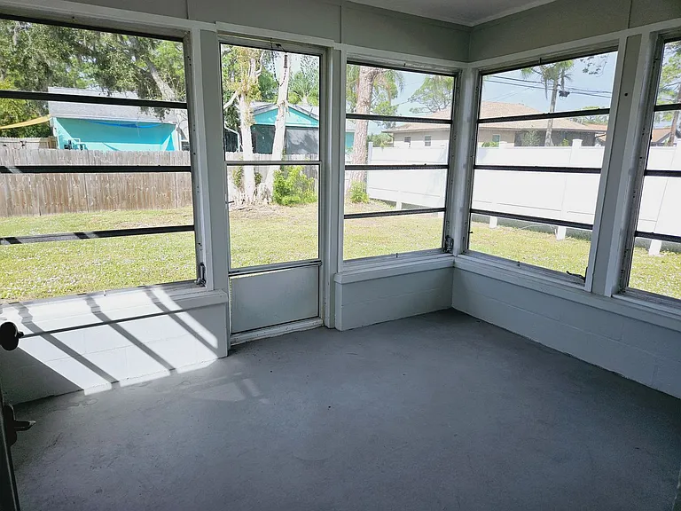900 Nantucket Rd — Photo 15