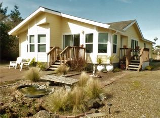856 Willow Pl, Ocean Shores, WA 98569