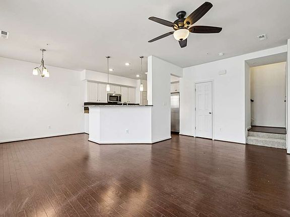 4th image of 5841 Bella Marie Way
