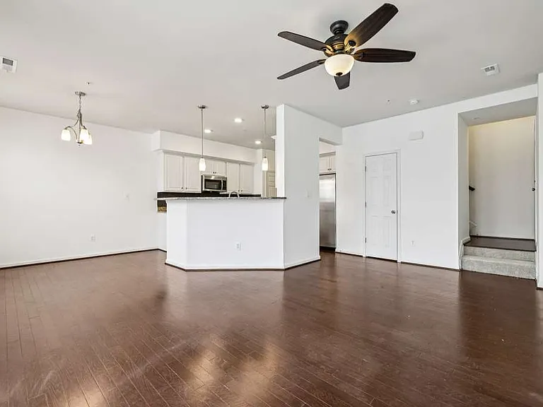 5841 Bella Marie Way — Photo 4