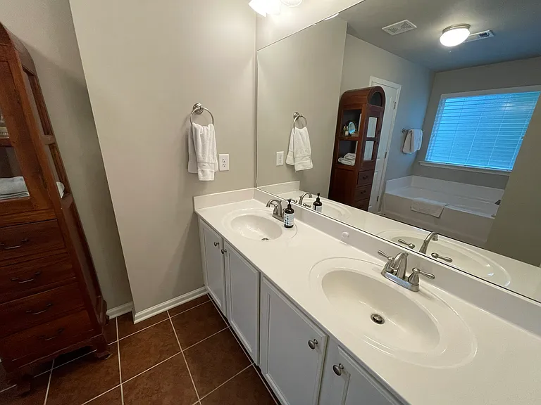 587 Cypher Dr — Photo 9