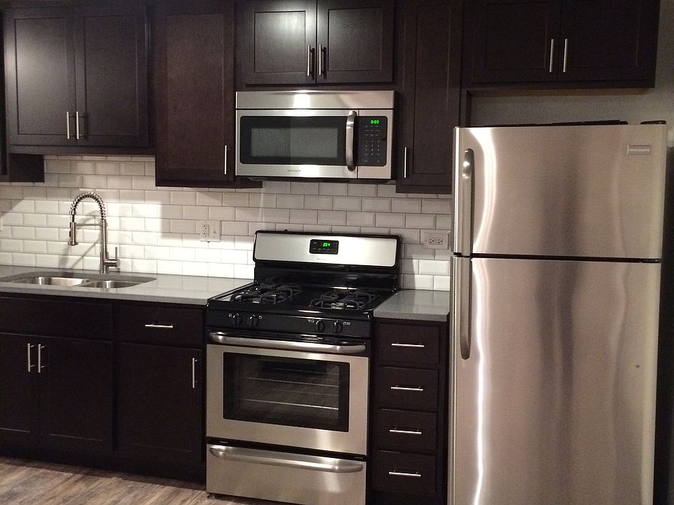 1st image of 1363 W Walton St #Gra
