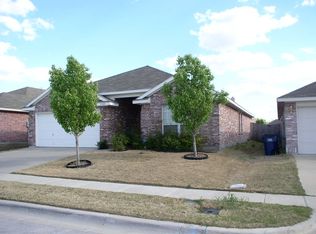 5520 Ridge View Dr, Watauga, TX 76137