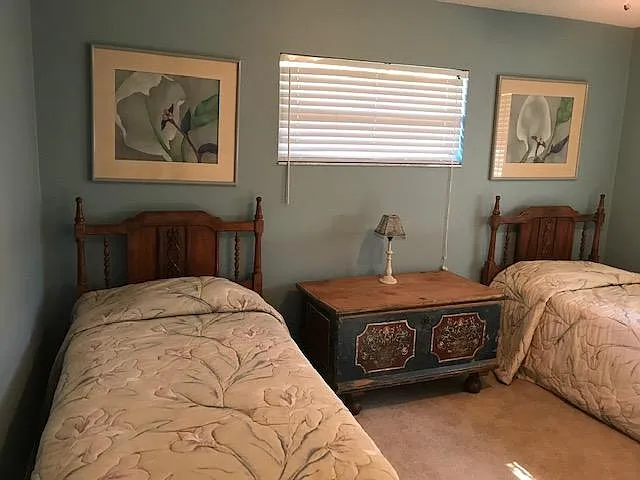Slade Dr — Photo 15