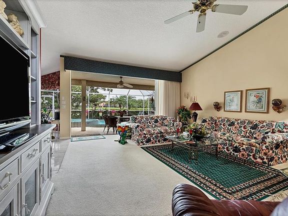 5th image of 634 Khyber Ln
