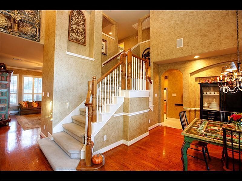 2nd image of 3410 Fowler Ct