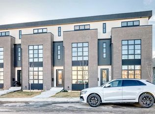 1607 N 37th Ave SW, Calgary, AB T2T 5W9