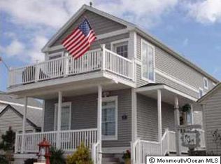 42 Ocean Ave, Seaside Park, NJ 08752