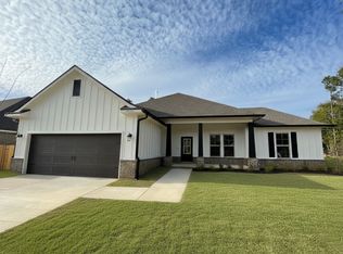 2833 Mountain Laurel Trl, Cantonment, FL 32533