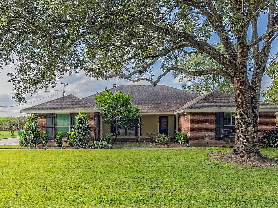 313 Fairfield Dr