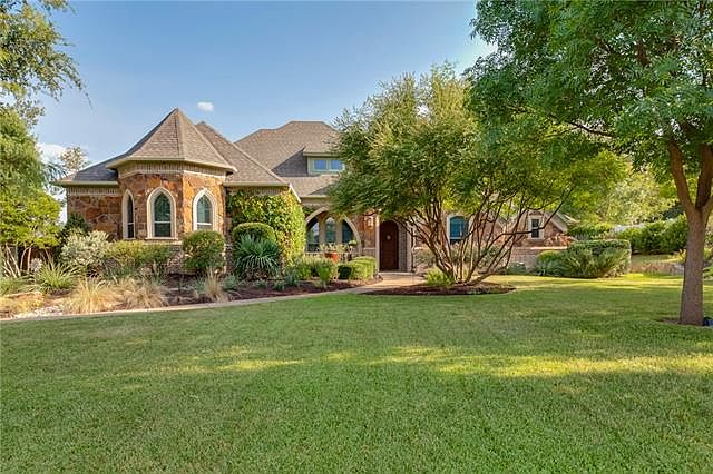 1st image of 213 Copperwood Dr
