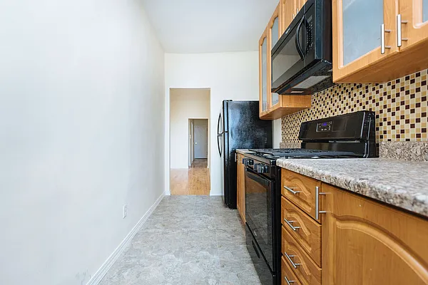 Rented by Nooklyn NYC LLC | media 4