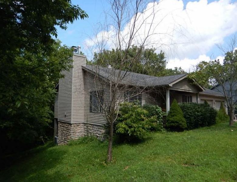 2nd image of 180 Azalea Ct