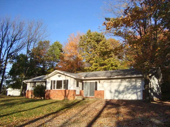 1220 Lewis Rd, Mansfield, OH 44903
