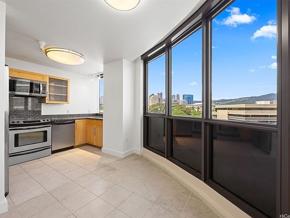 4th image of 600 Queen St APT 601