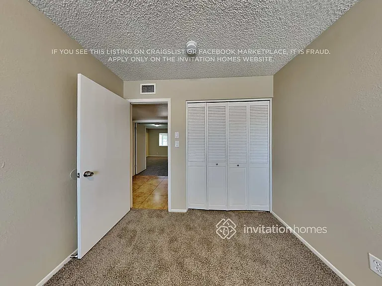 2343 W Portobello Ave — Photo 11