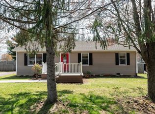 605 15th St, Grottoes, VA 24441