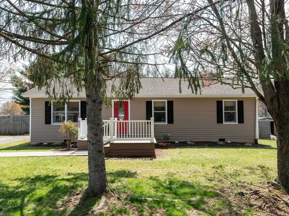 605 15th St, Grottoes, VA 24441