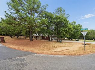 2117 E Oakridge Dr, Norman, OK 73026