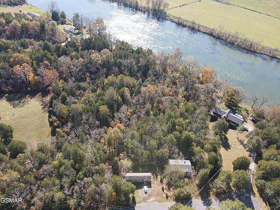 2nd image of 3531 Curtis Rd