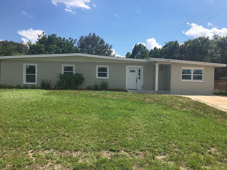 1st image of 213 S Sunland Dr