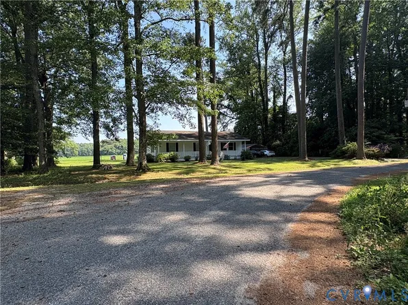 97 McCormick Dr, Reedville, VA 22539