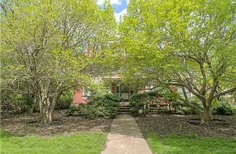2nd image of 7301 Belleview Ave