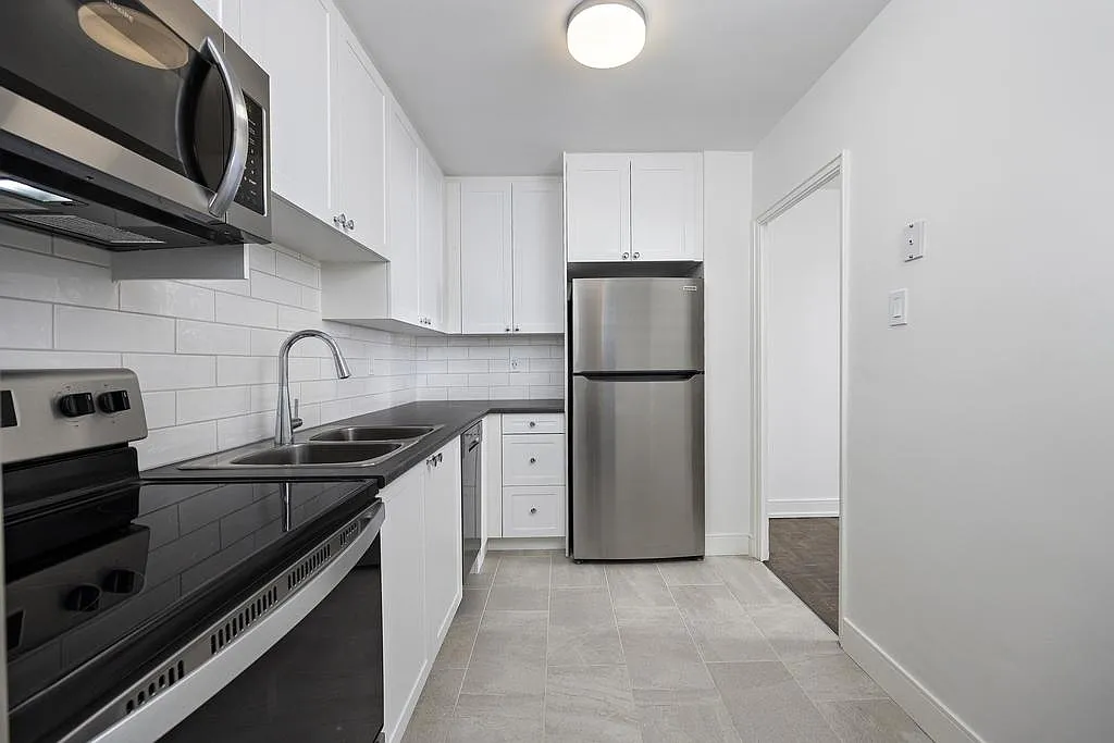 14, 16 Westdale Drive — Photo 1