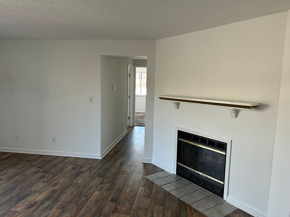 1st image of 1625 Augusta Blvd APT 169