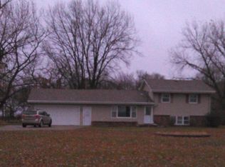 2377 12th St NE, Grand Forks, ND 58203