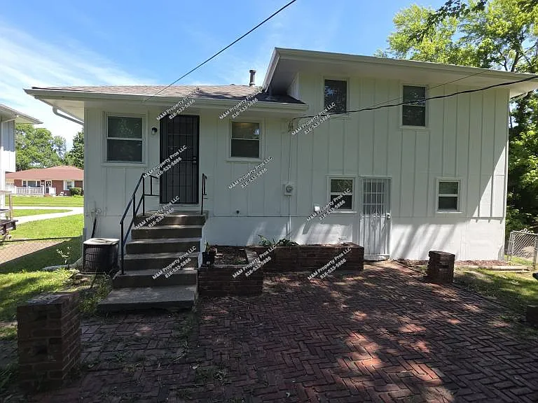 6709 E 134th Ter — Photo 35