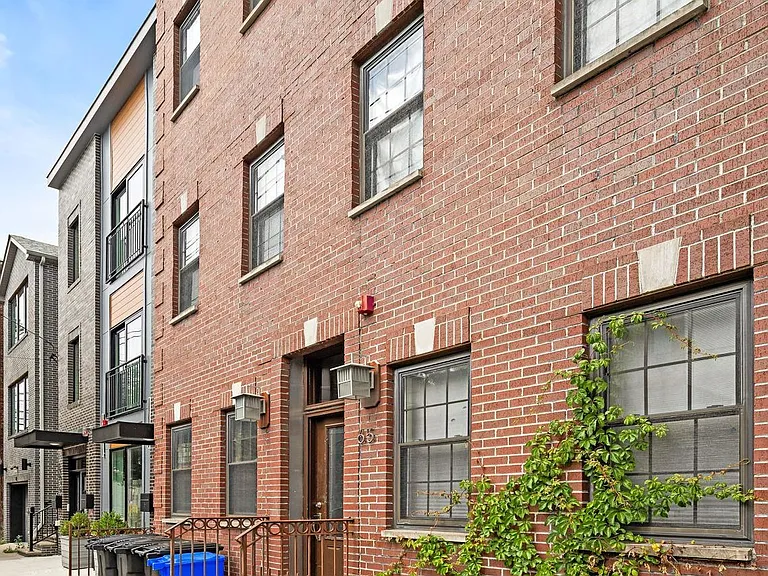 65 Webster Ave #3 — Photo 18