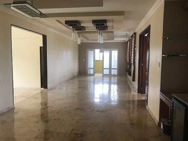 2nd image of 24 Calle Esmeralda