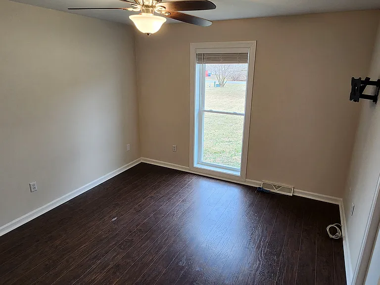 408 Commodore Dr #A — Photo 13