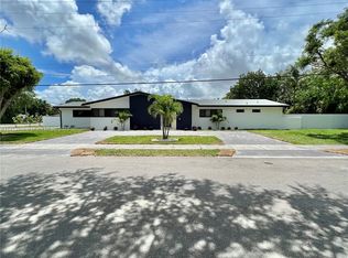 11990 SW 84th Ave, Miami, FL 33156