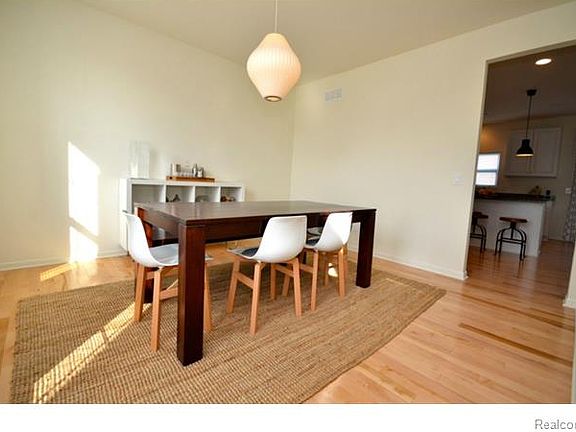 5th image of 26442 Shumans Way
