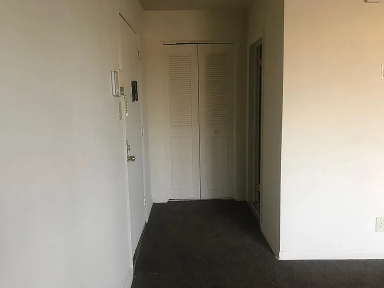 Dorann Manor Apartments — Photo 7