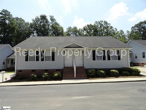 2nd image of 13 Paris Creek Ct