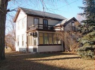 104 Plain St, Sharon, WI 53585