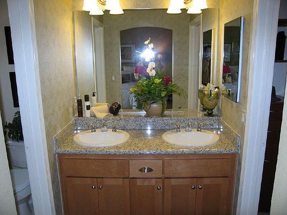 Master vanity