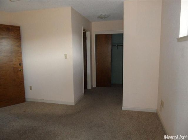 1st image of 1873 Hickorywood Ln