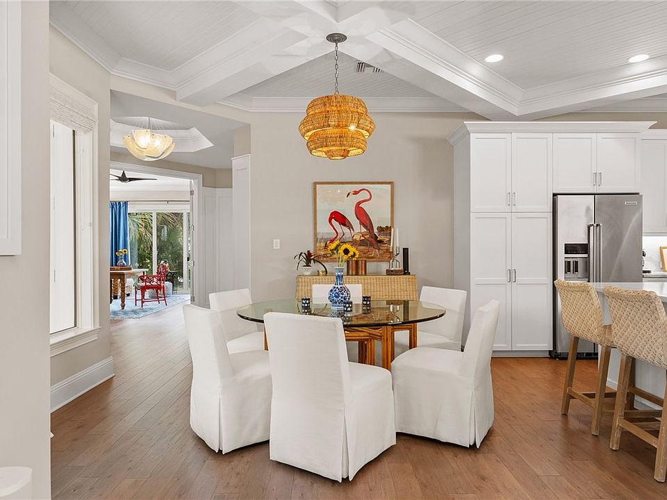 1st image of 2110 Falls Cir