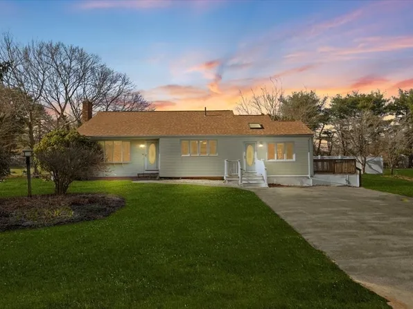 25 Greenfield St, South Easton, MA 02375