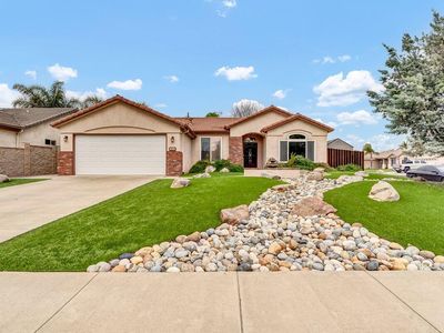 1014 W Sandstone Drive, Hanford, CA, 93230